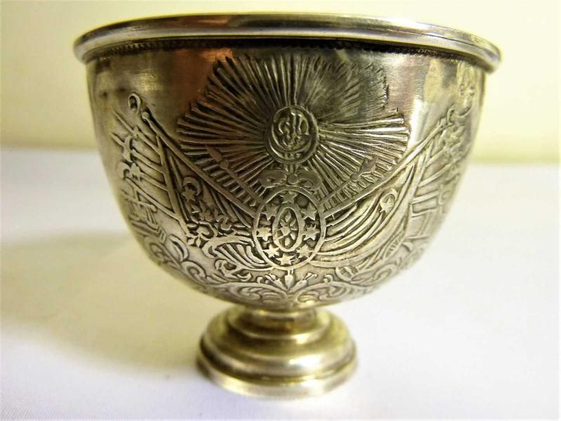 Tuğralı gümüş eşyalar